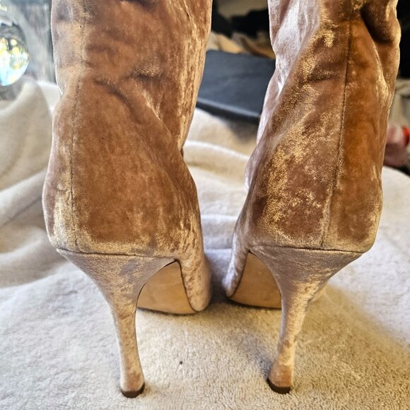 Manolo Blahnik Suwalki pink velvet heels ankle booties Swarovski buckles 8-8.5 - Picture 6 of 11